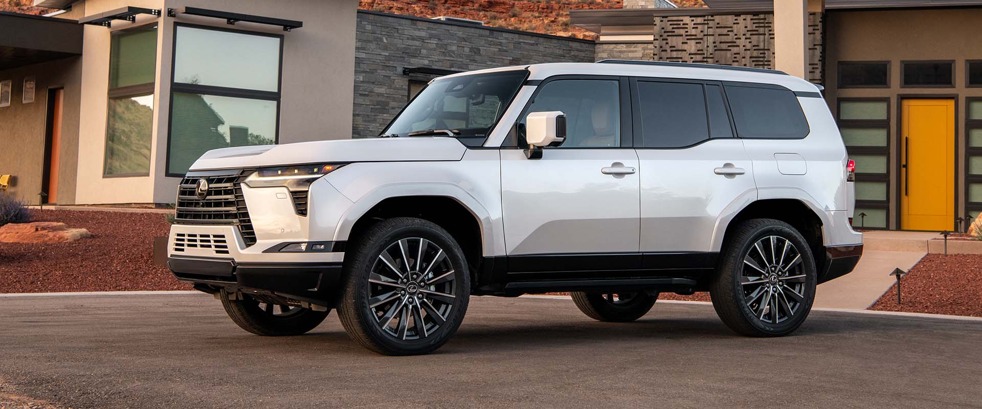 Lexus GX 550 Gi Xe V Th ng S K Thu t M i Nh t